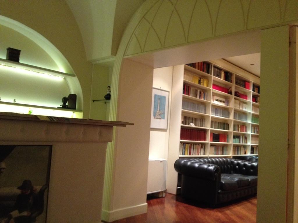 Loft Piazza Universita Κατάνια Δωμάτιο φωτογραφία