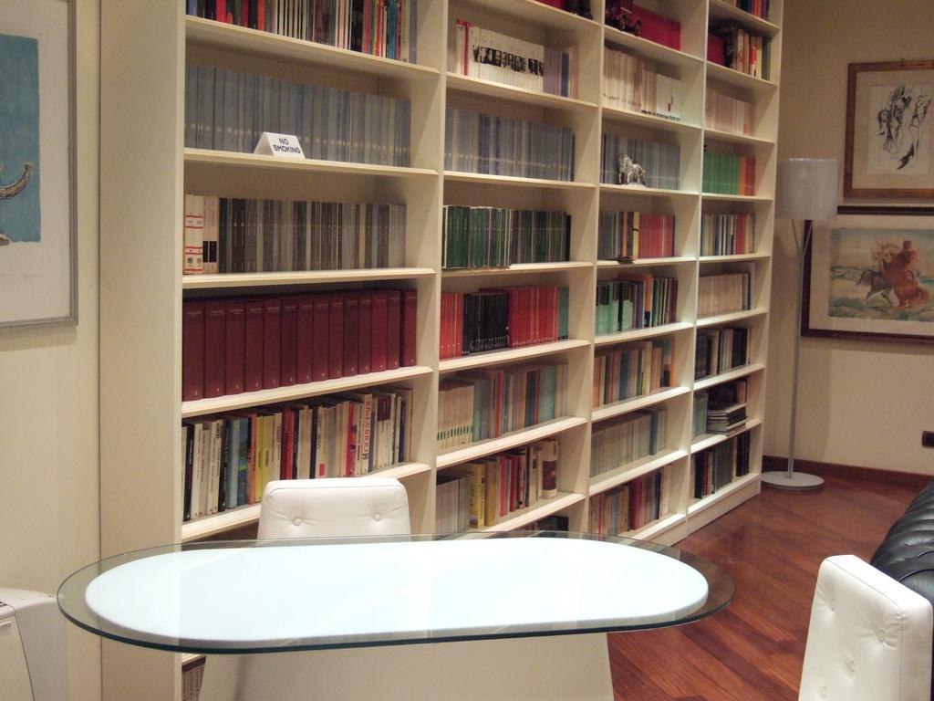 Loft Piazza Universita Κατάνια Δωμάτιο φωτογραφία